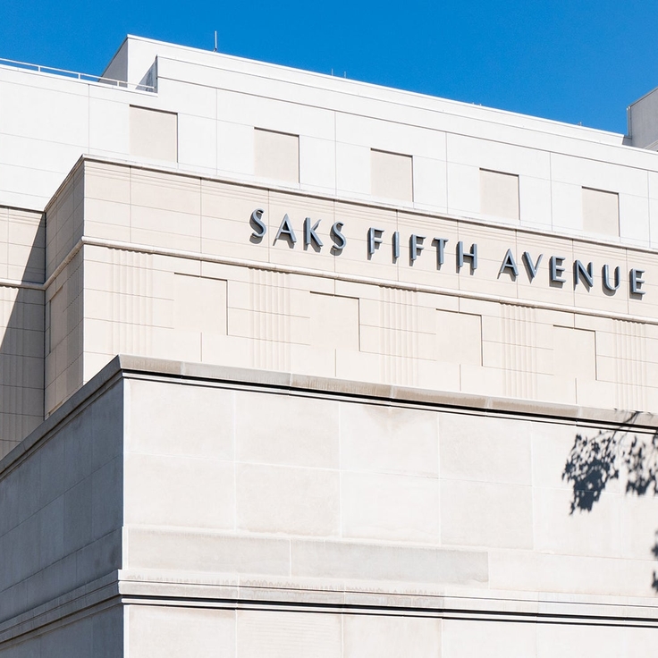 Saks files for bankruptcy: Should you use your Amex Platinum Card credit soon?