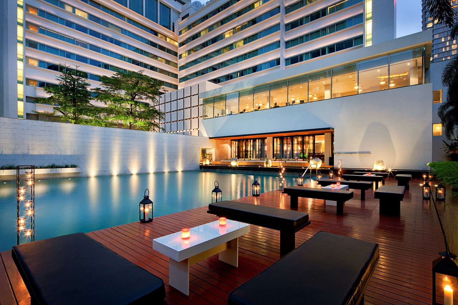 Como Metropolitan Bangkok pool
