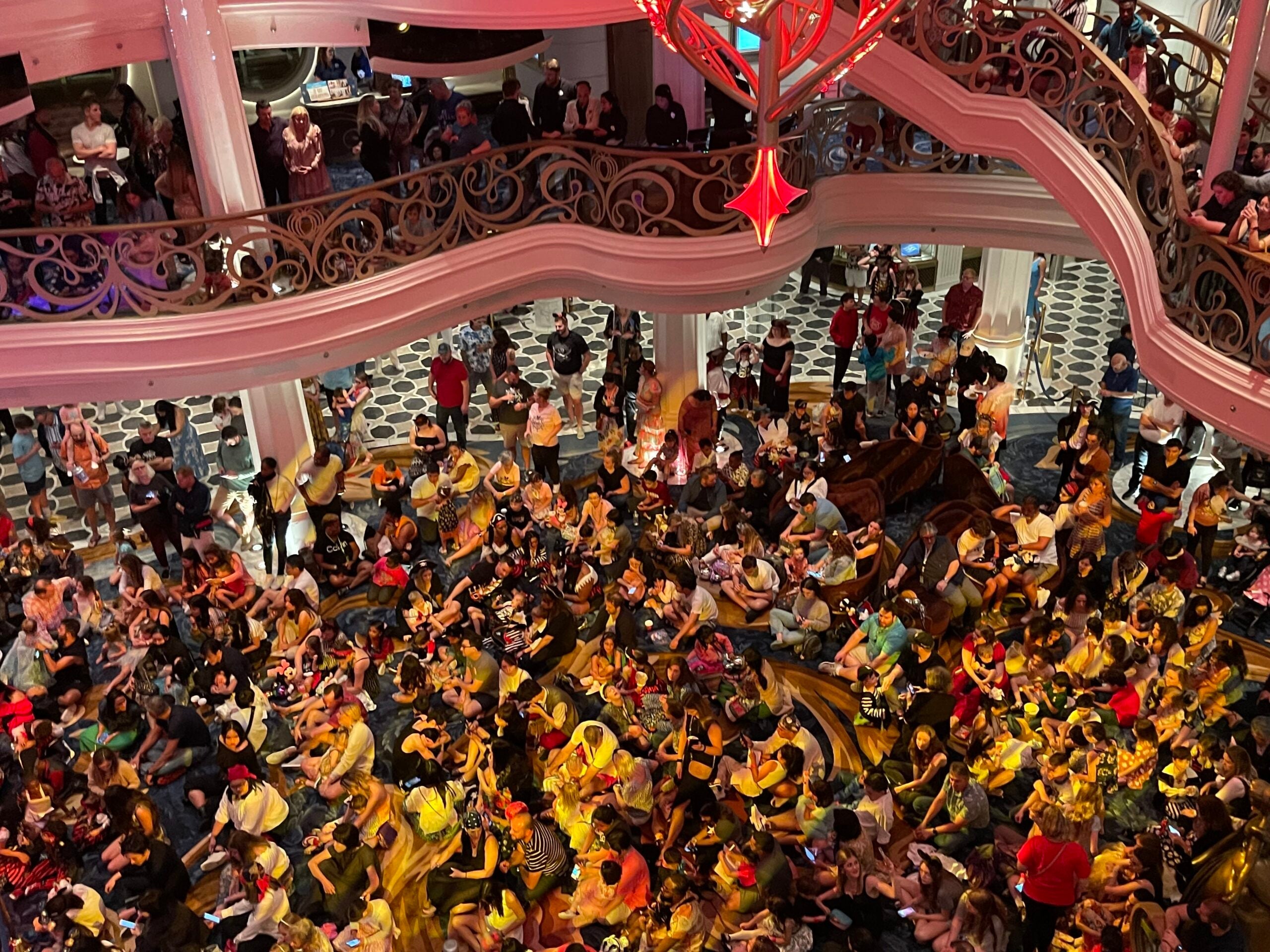 Crowds on Disney Wish