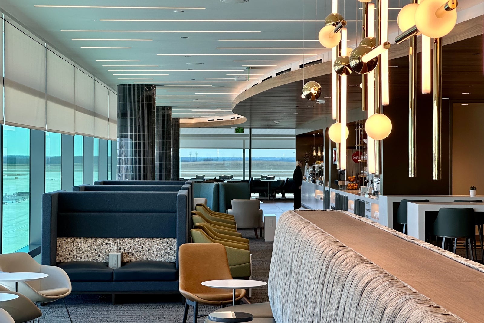 Delta Sky Club Kansas City Zach Griff MCI