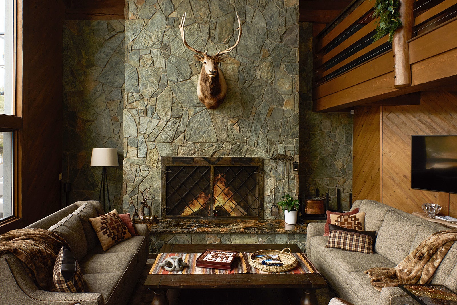 Riverview Ranch Estates lodge great room fireplace
