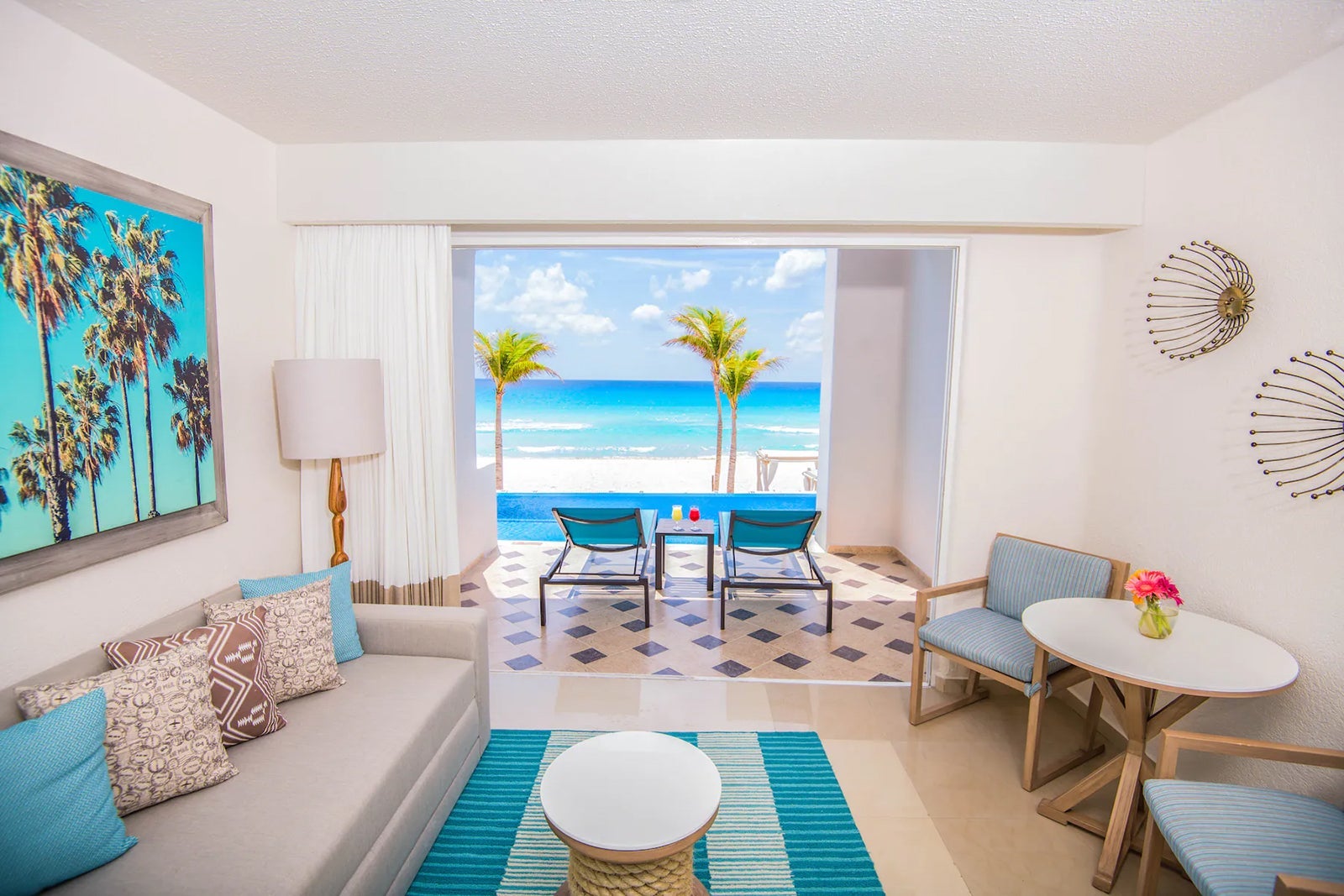 Room with ocean view at Wyndham Alltra Cancun, All-Inclusive Resorts