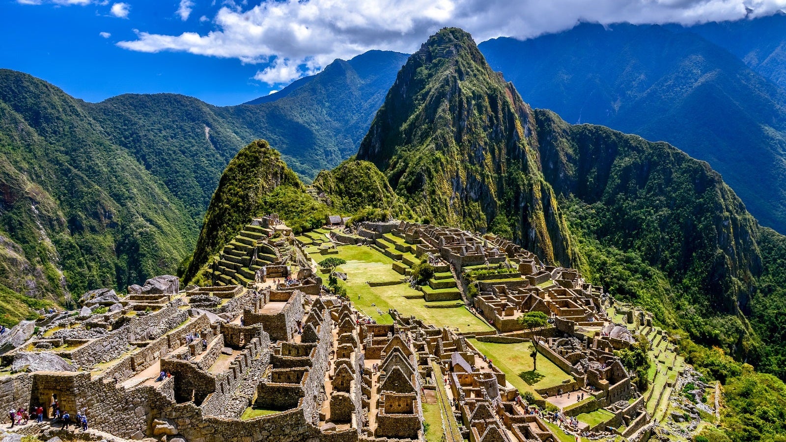 Ruins of Machu Picchu, Inca Trail, Andes, Peru