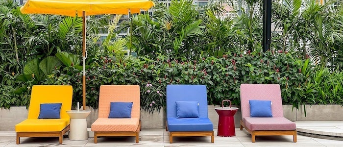 An Ink Business card showdown