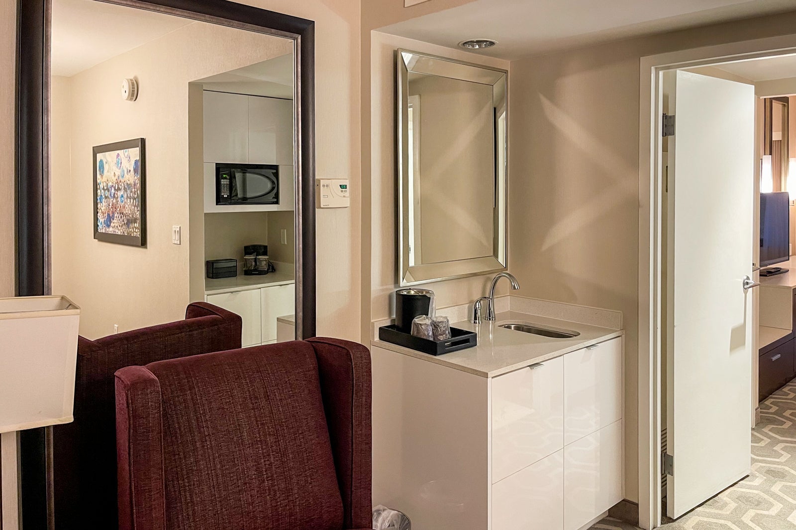 Embassy Suites Georgetown kitchenette sink