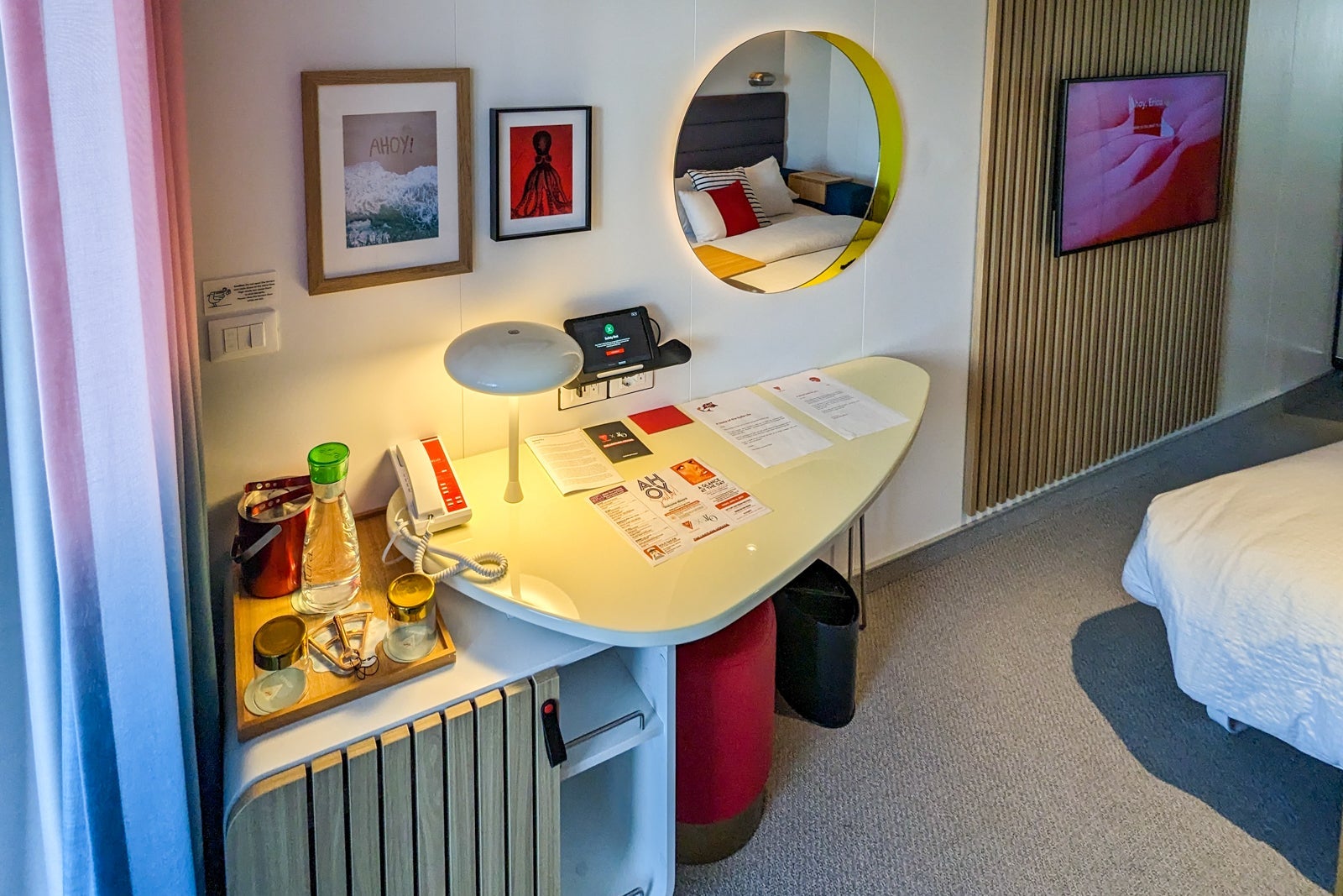 Sea Terrace on Scarlet Lady.