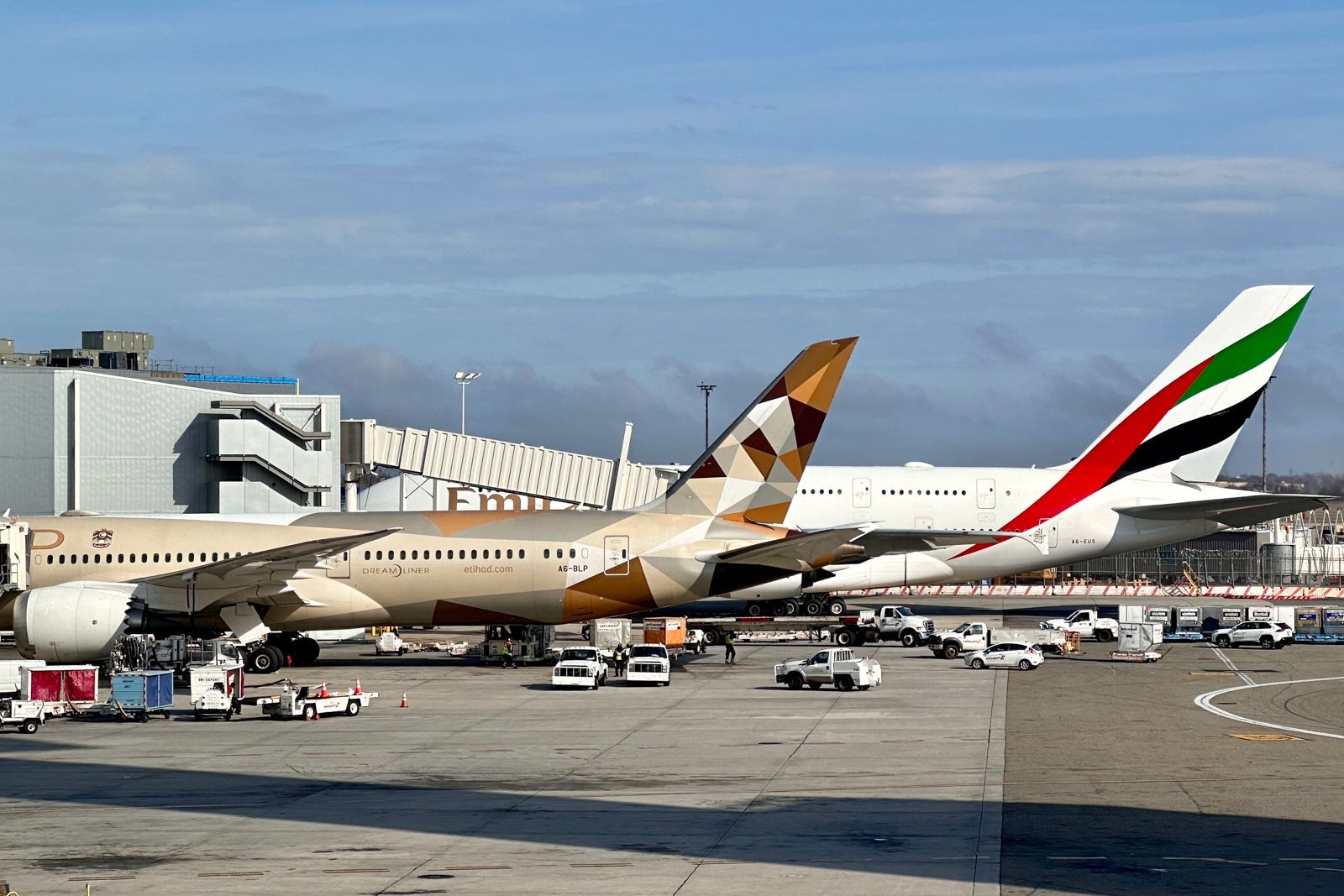 airplanes