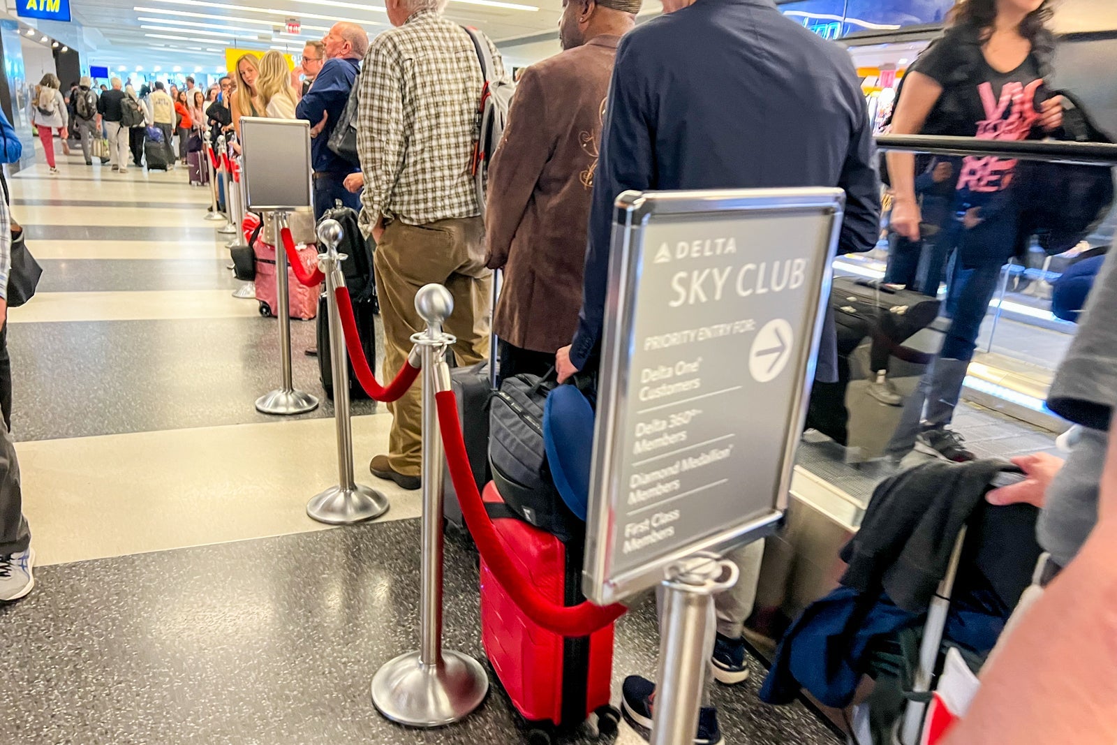 lounge line