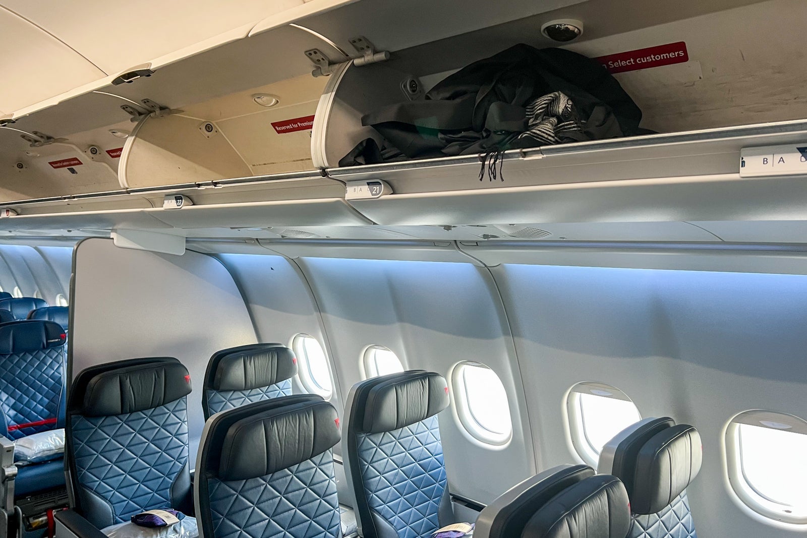 Delta cabin