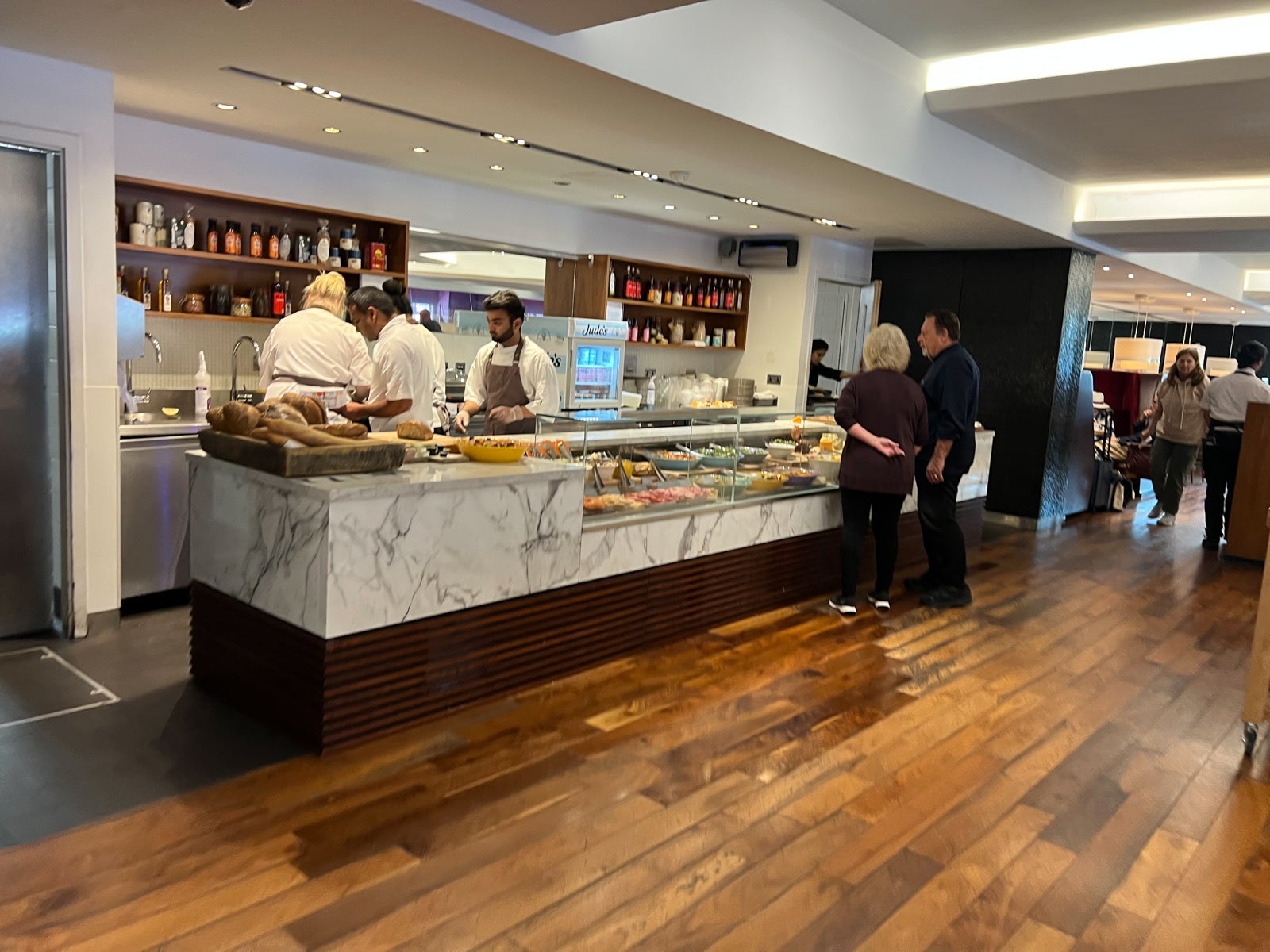 virgin atlantic lounge