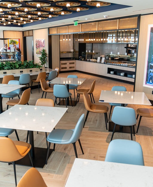 Boston Chase Sapphire Lounge