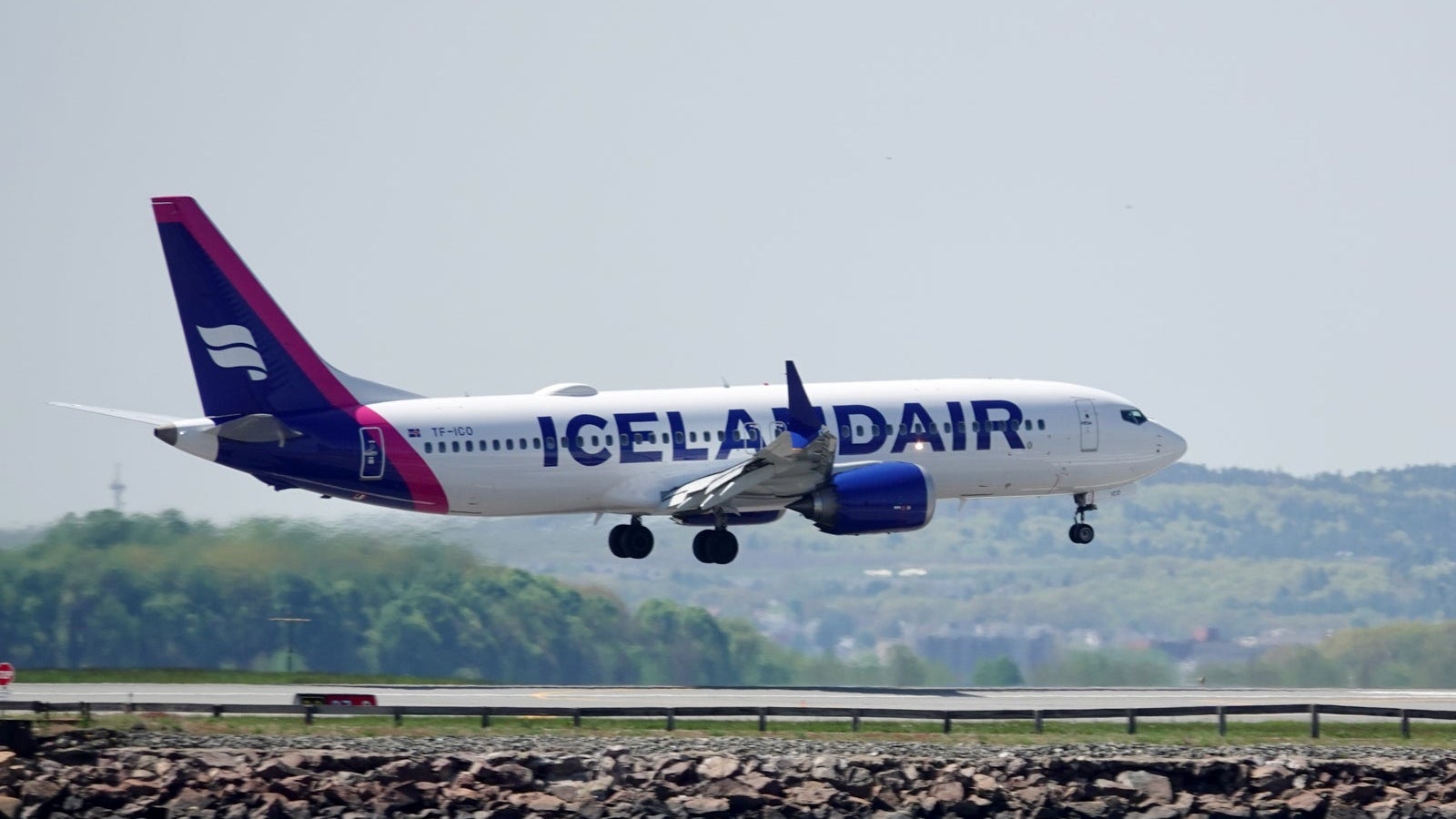 Icelandair Boeing 737 MAX Boston Logan BOS