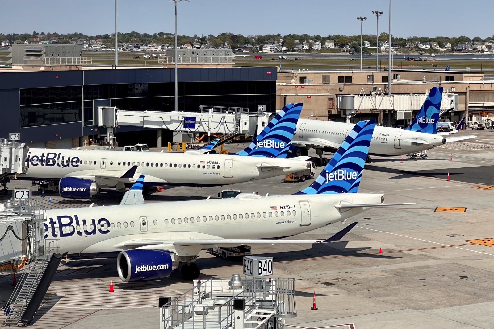 JetBlue Airbus A220-300 Boston Logan BOS