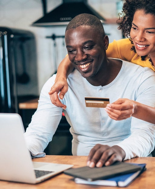 couple Online shopping