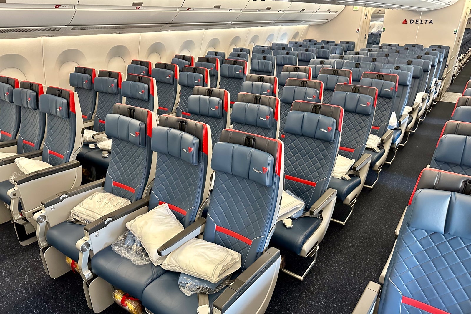 Delta Comfort Plus cabin on the Airbus A350