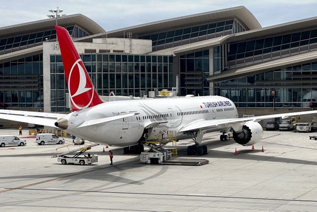turkish airline plane