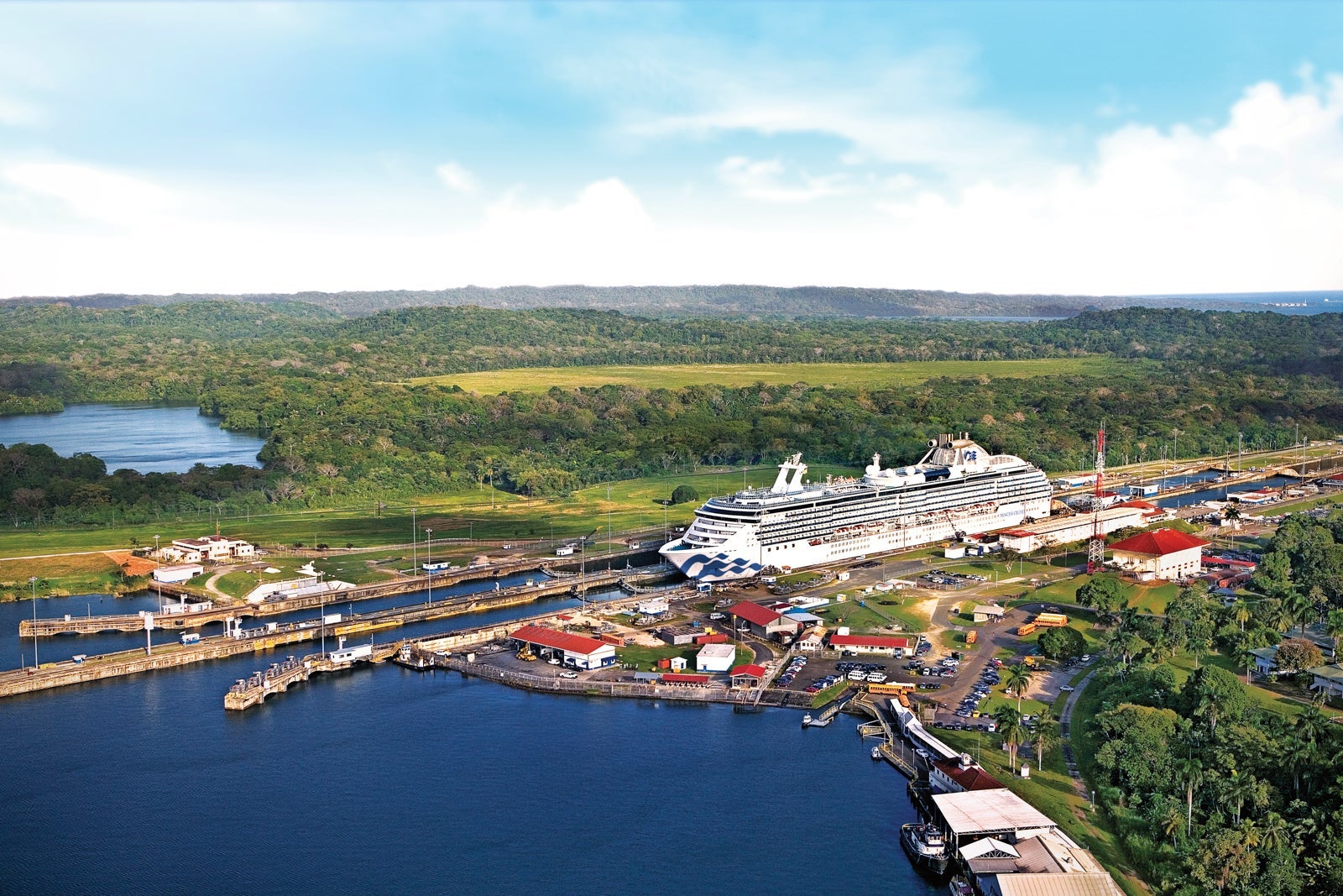 Coral Princess in the Panama Canal.