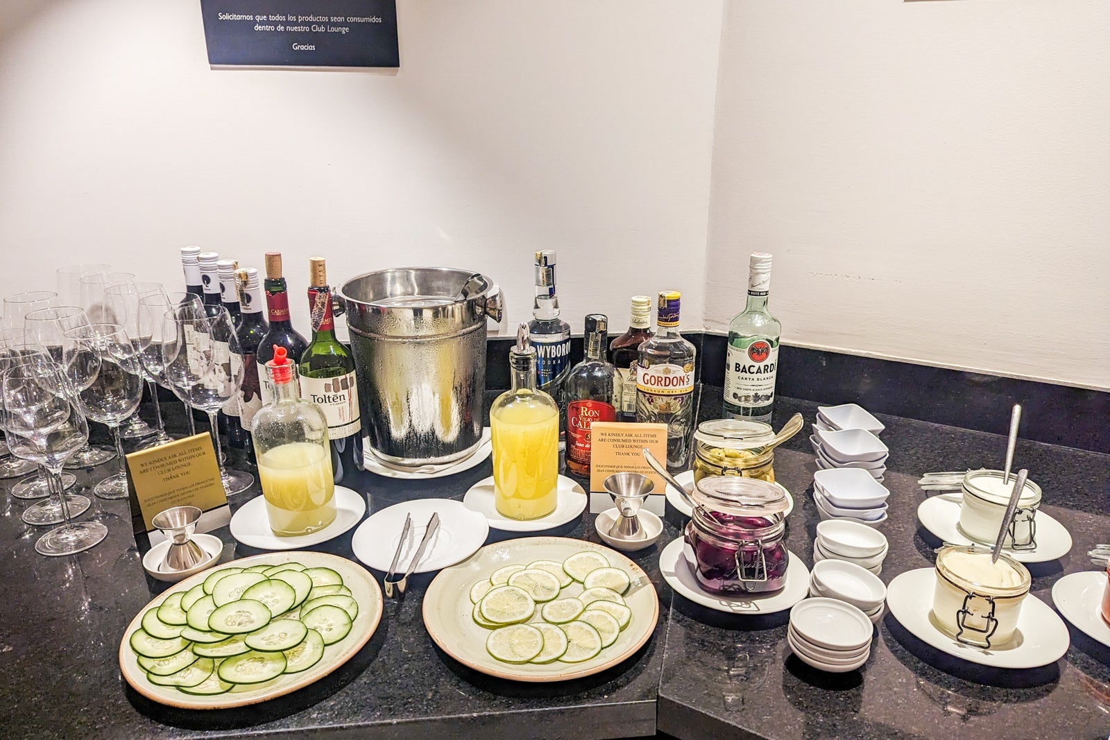 Drinks in the Club InterContinental Lounge at the InterContinental Cartagena de Indias