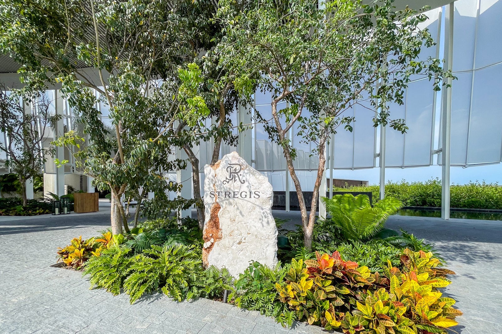 St. Regis Kanai Resort entrance