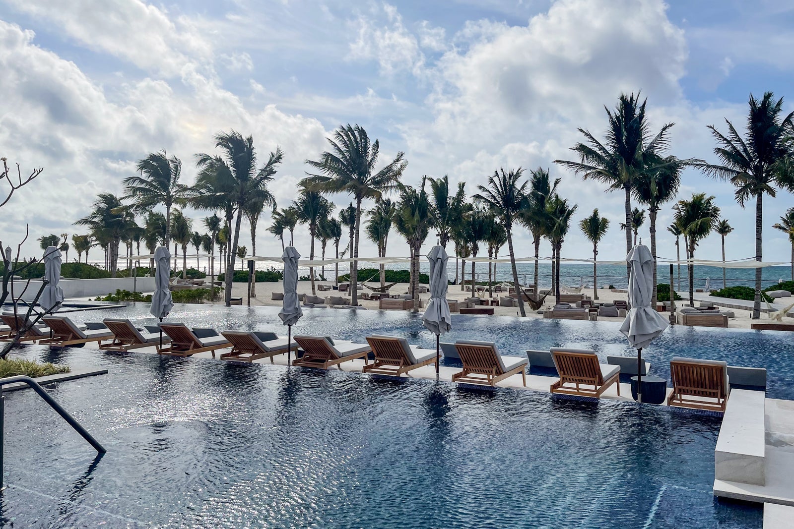 Pool. St. Regis Kanai Resort, Riviera Maya
