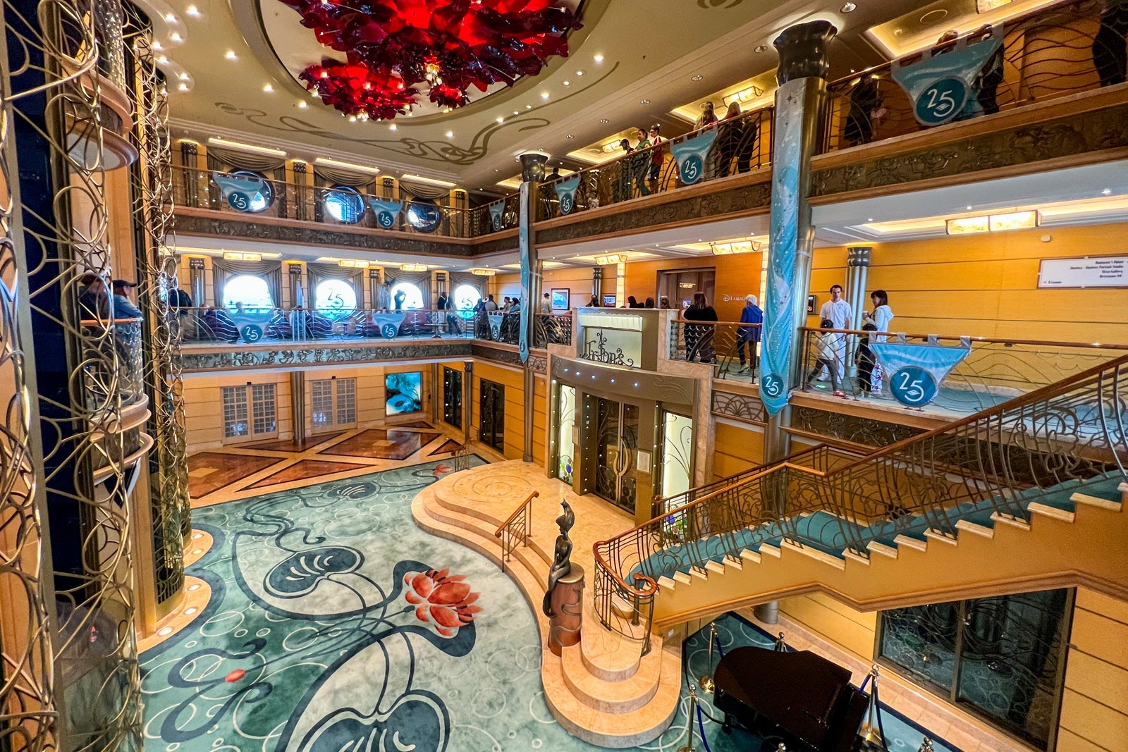 Disney Wonder atrium