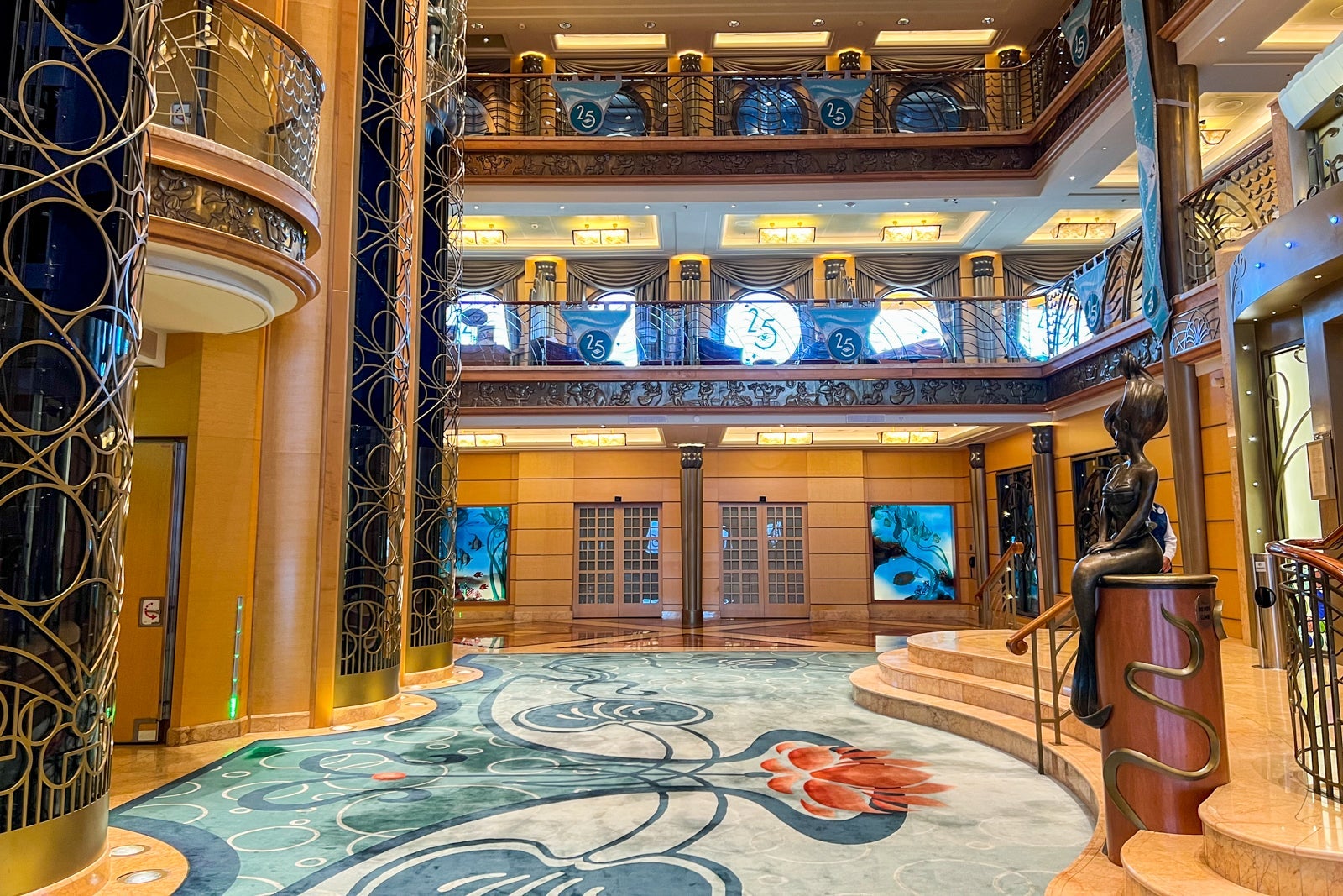 Disney Wonder atrium