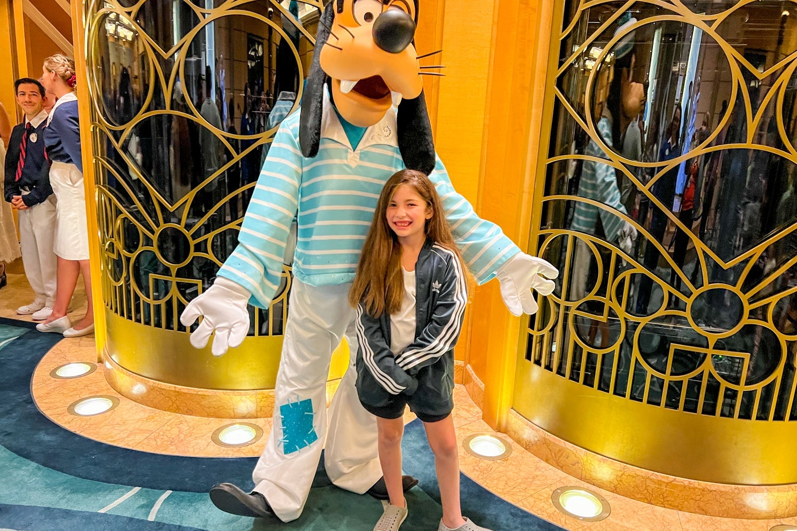 Goofy on Disney Wonder