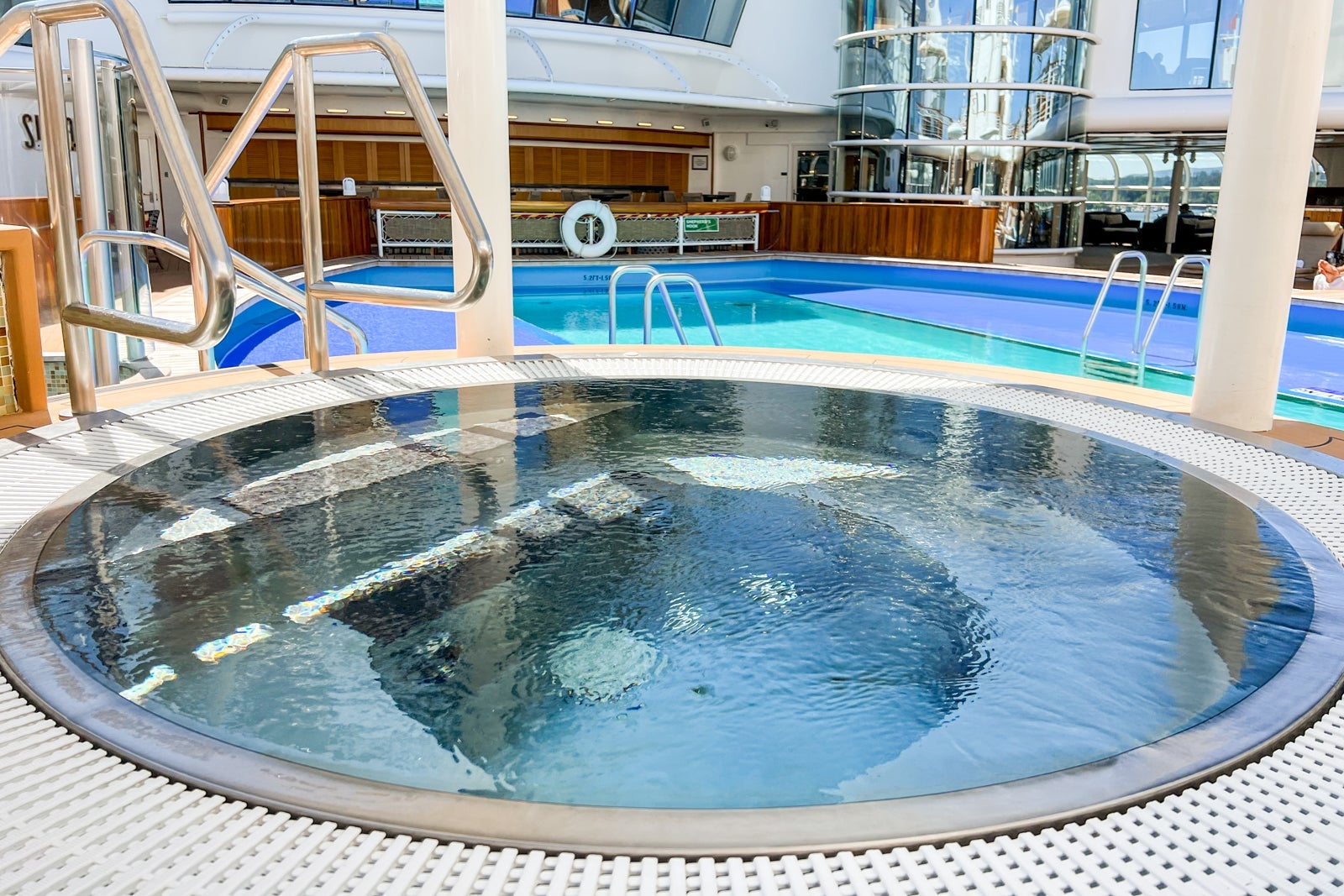 Hot tub on Disney Wonder