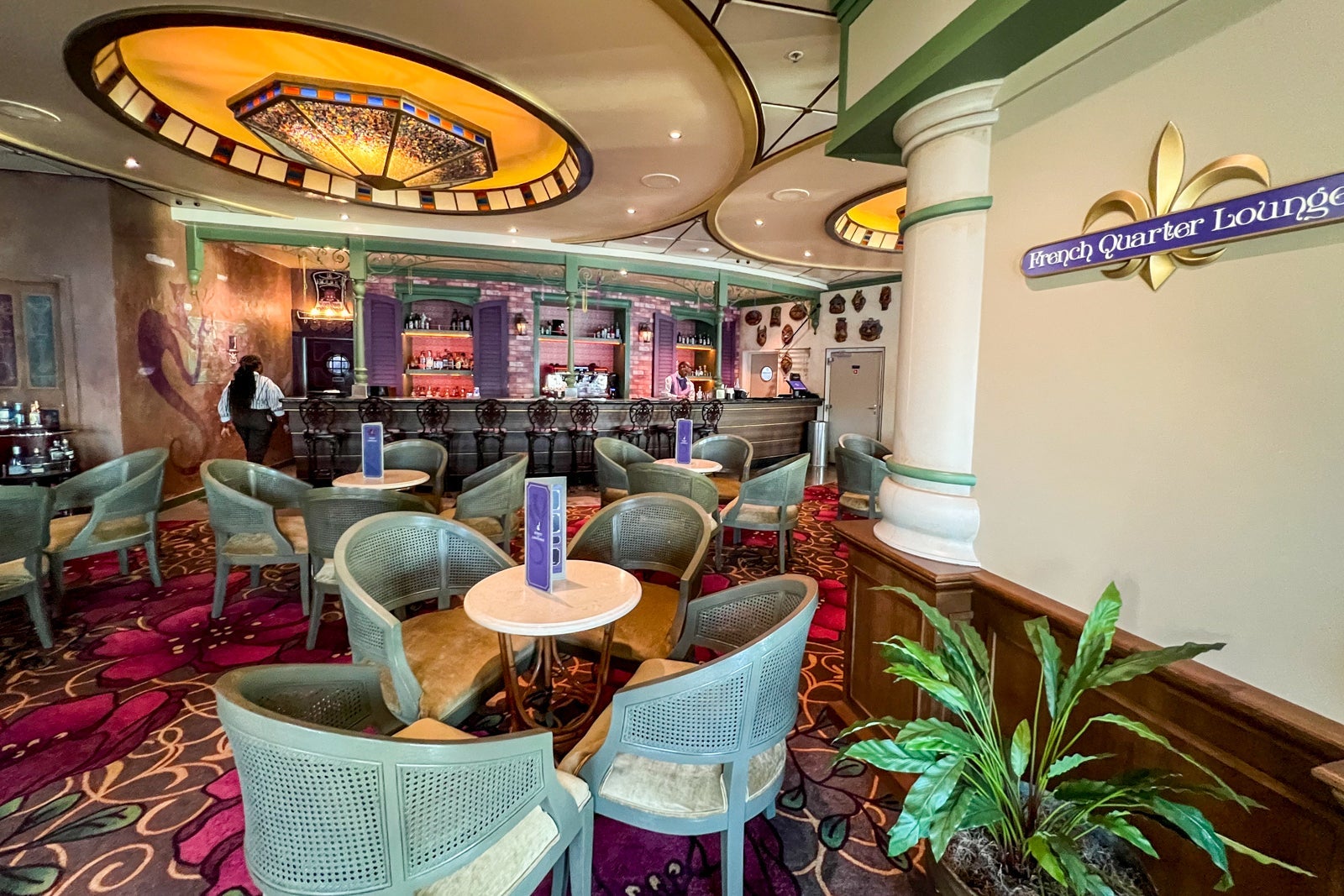 French Quarter lounge.