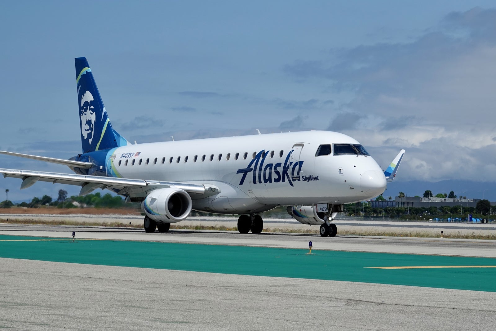 Alaska Embraer E175