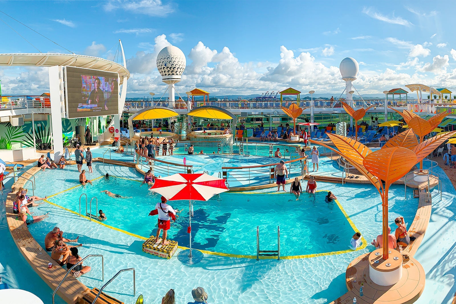Pool deck on Freedom of the Seas cruise ship