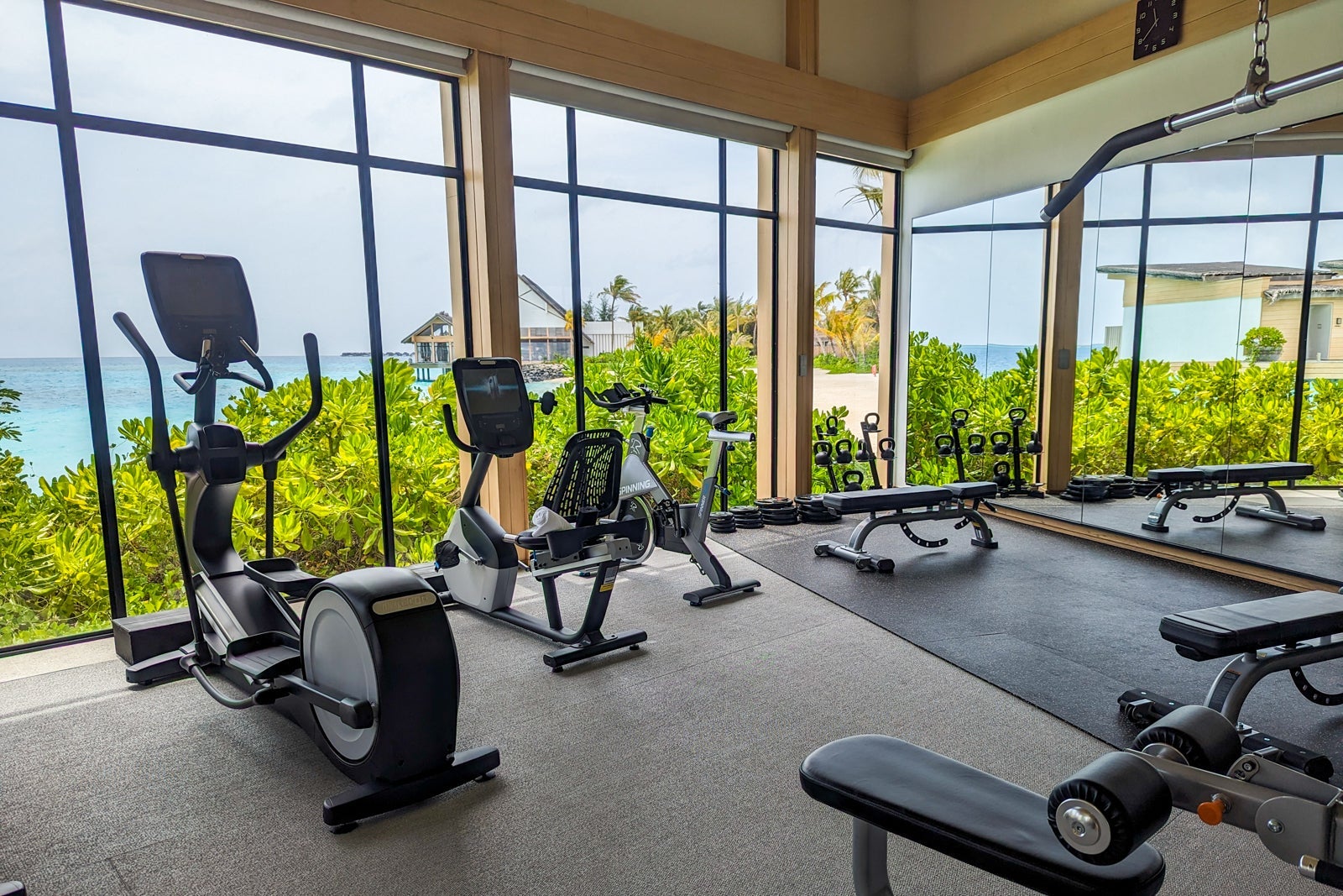Hilton Maldives Amingiri gym