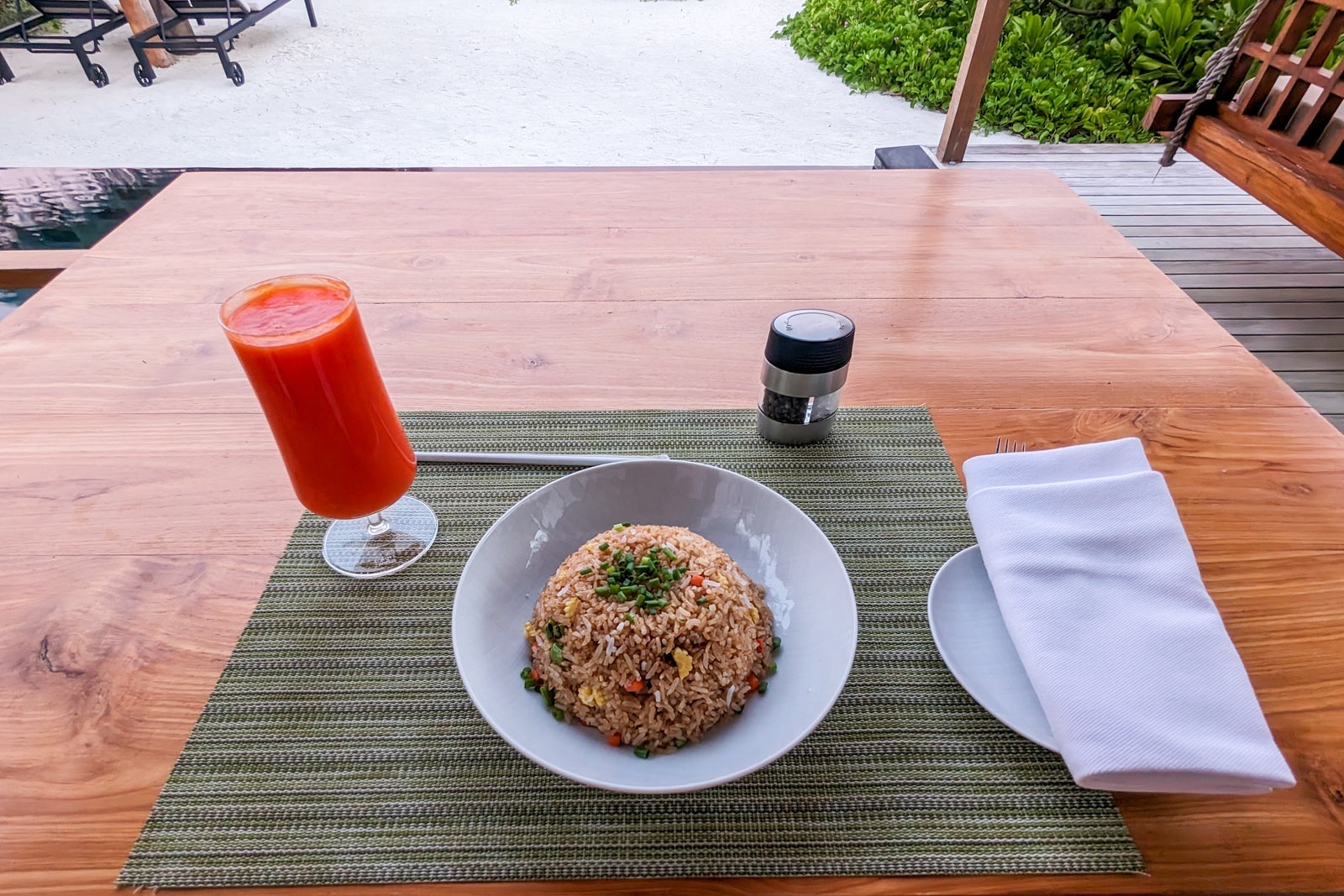 Hilton Maldives Amingiri in villa dining