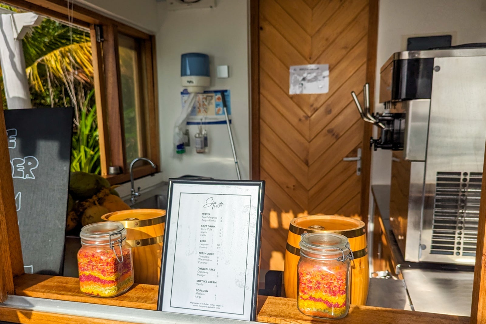 Hilton Maldives Amingiri Sip