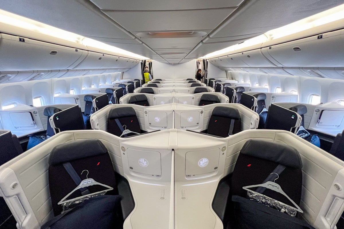 Air France 777 doors