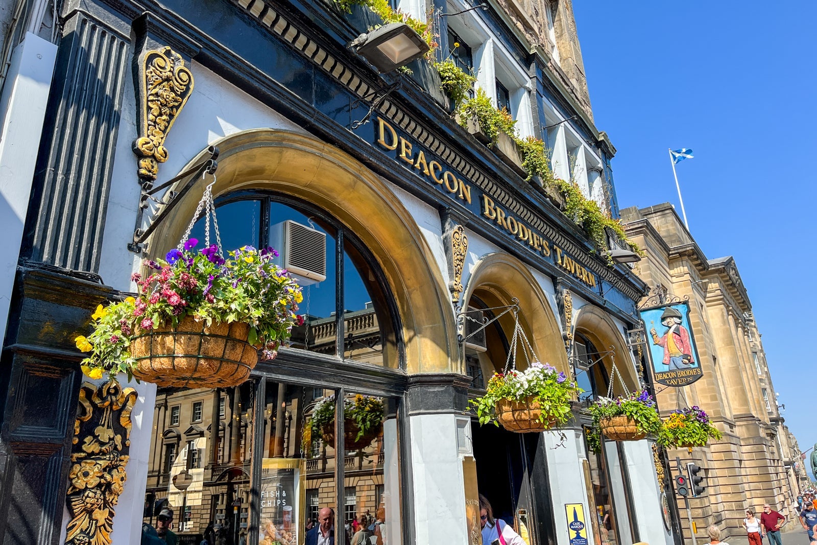 pubs in Edinburgh Scotland