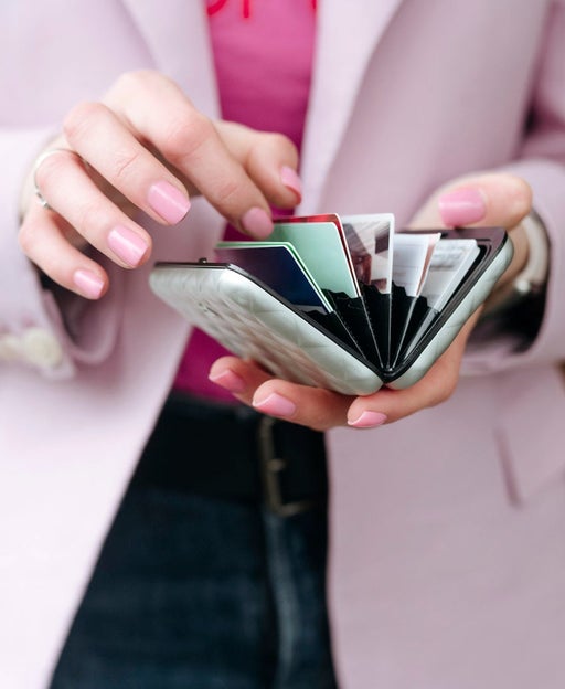 Woman's card wallet