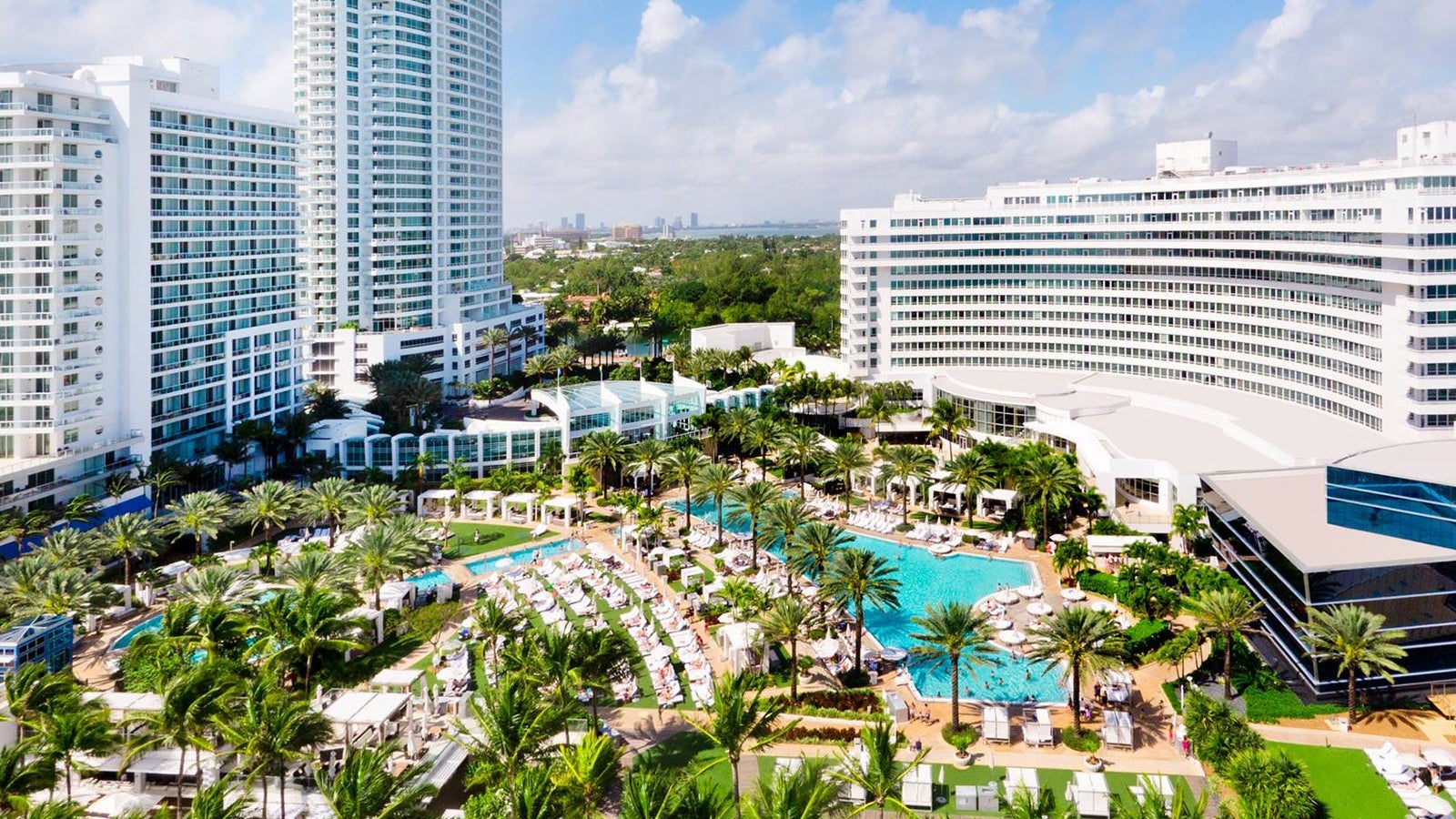 Fontainebleau Miami Beach_Facebook