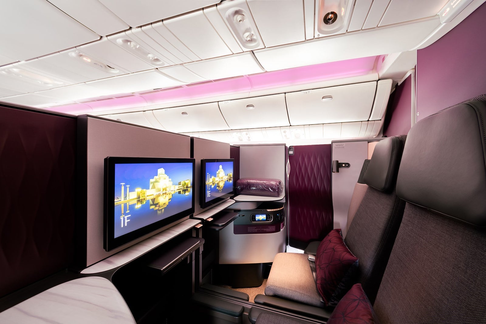 Qatar Airqays Q suite