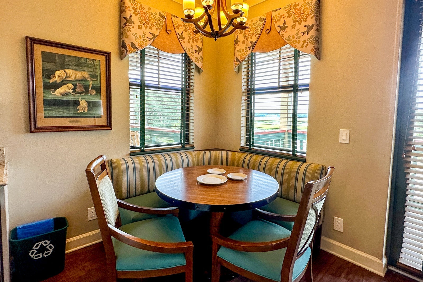 hotel dining room