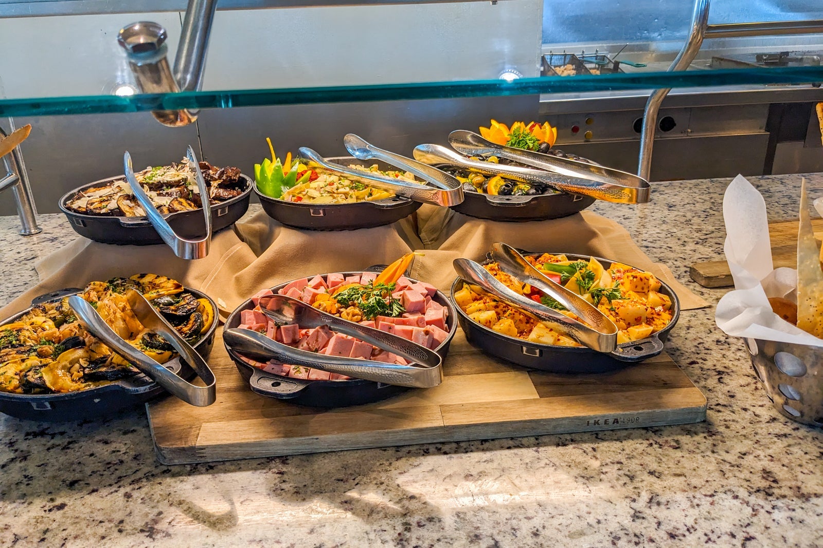 Dinner dishes at cruise ship buffet