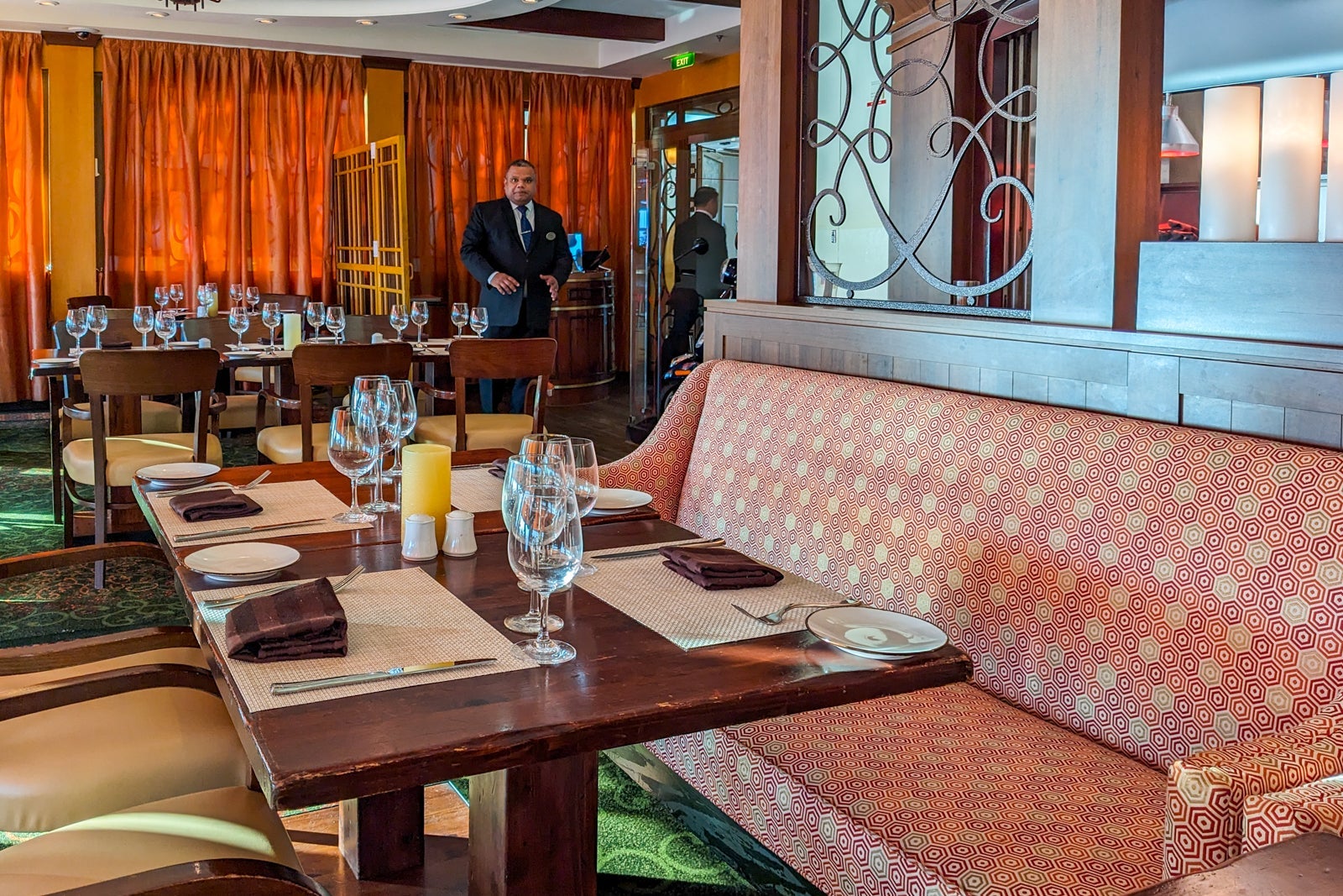 Giovanni's Table Italian restaurant on Independence of the Seas