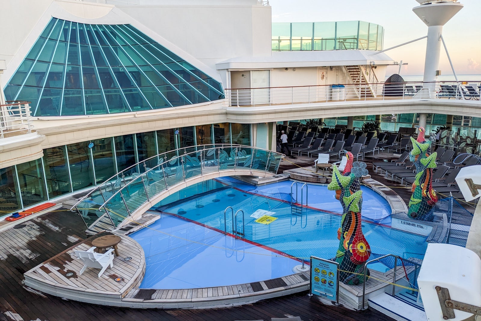 Independence of the Seas solarium.