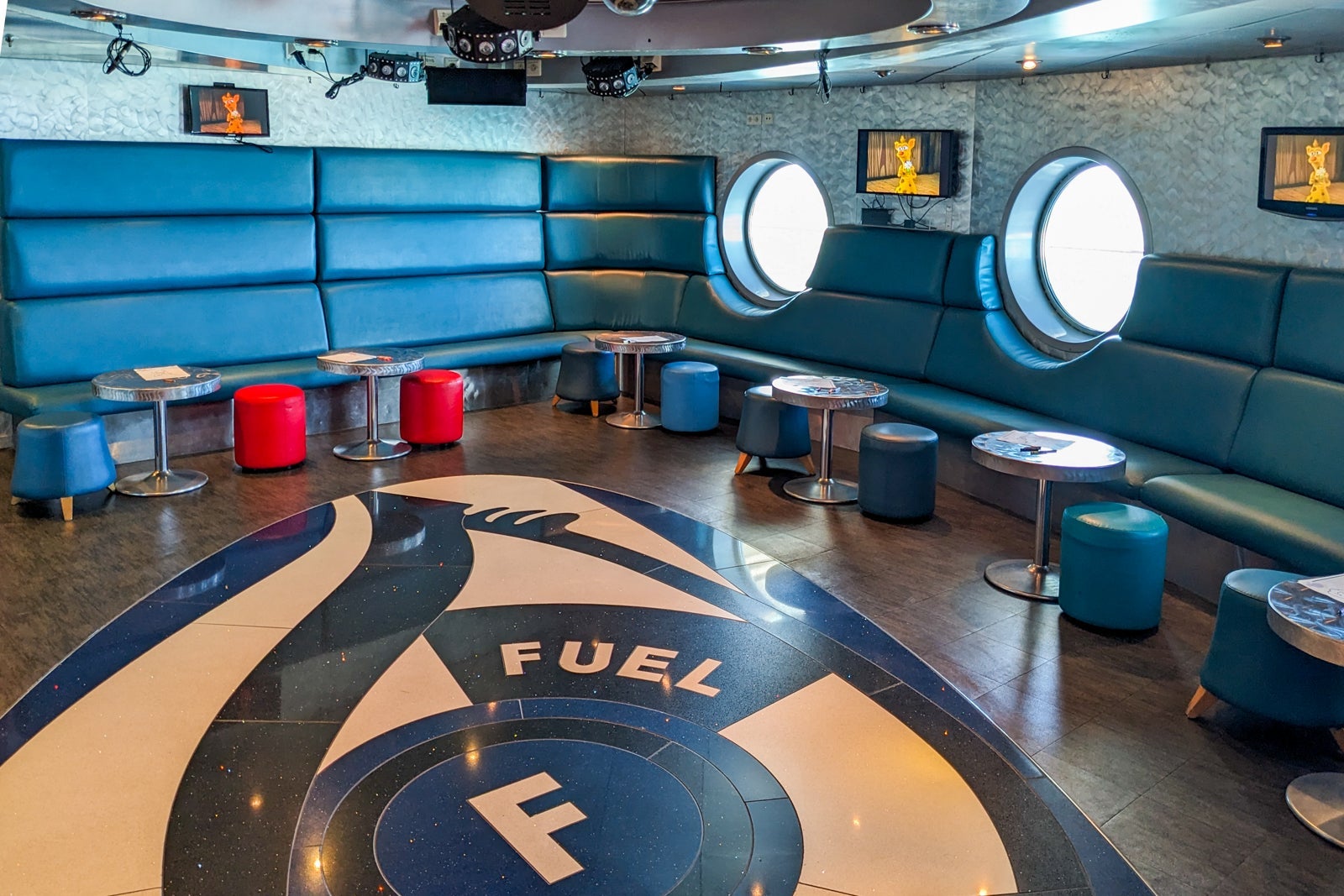 Fuel Teen Club on Independence of the Seas.