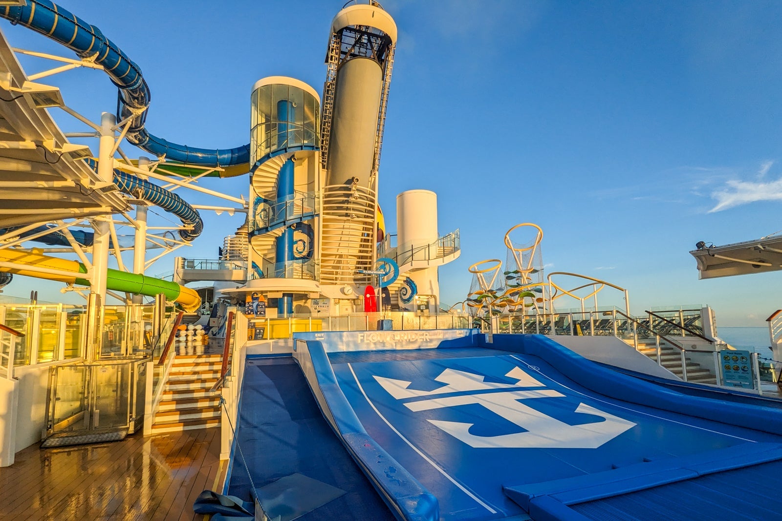 FlowRider on Independence of the Seas.