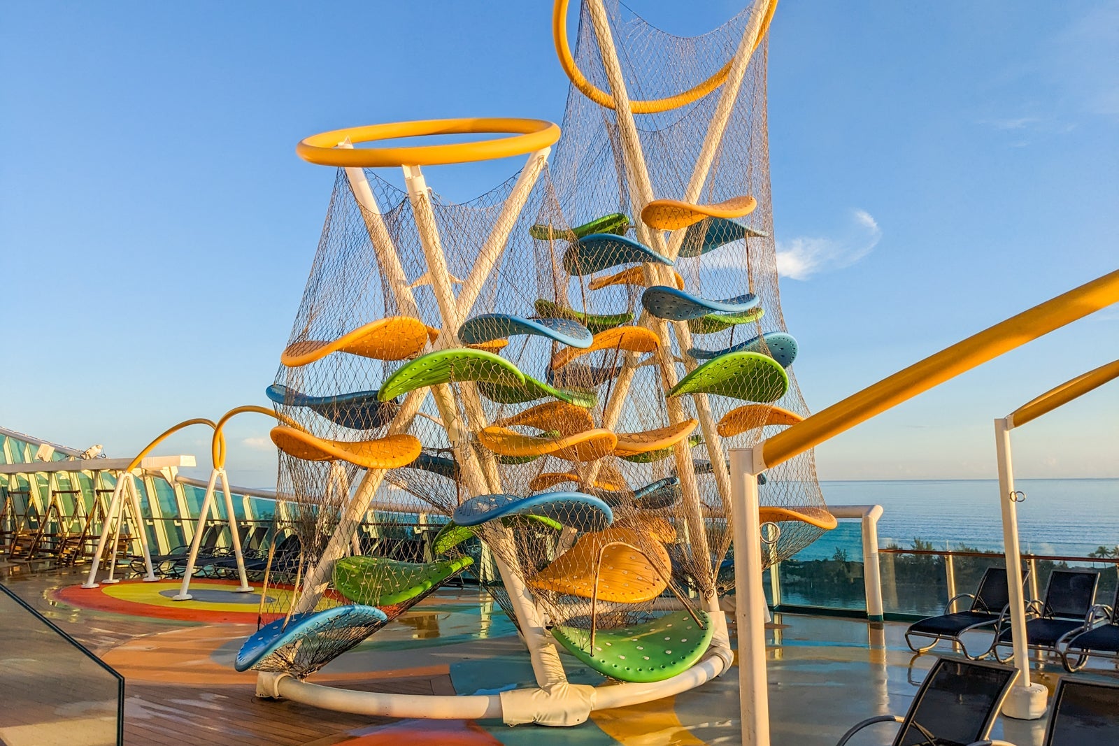 Climbing structure on Independence of the Seas.