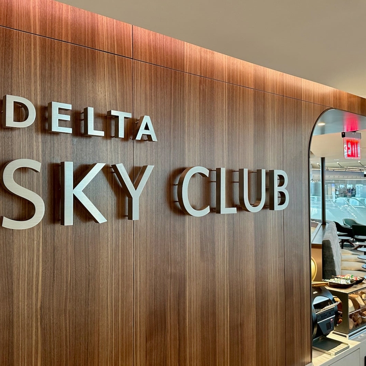 How to get Delta Sky Club access, including via elite status and credit cards