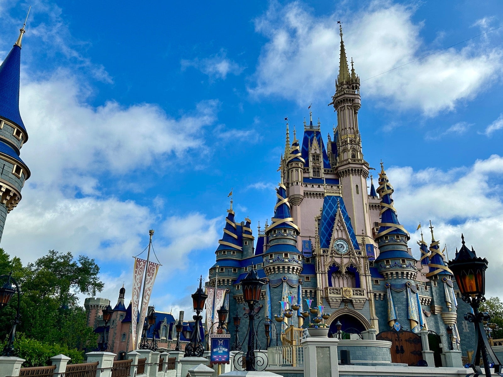 Disney World Magic Kingdom Cinderella Castle