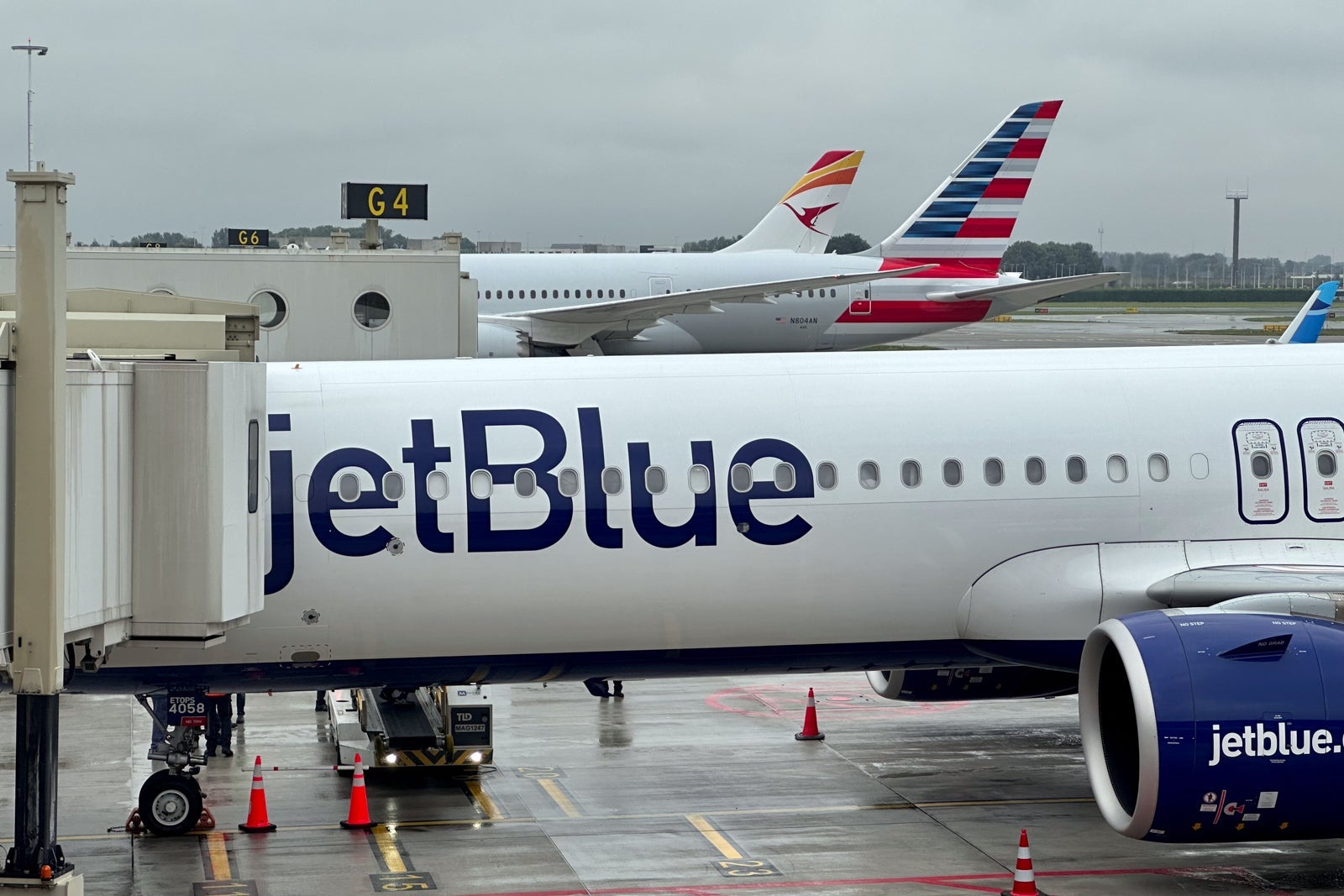 JetBlue Airways New York Amsterdam Airbus A321LR Mint Core