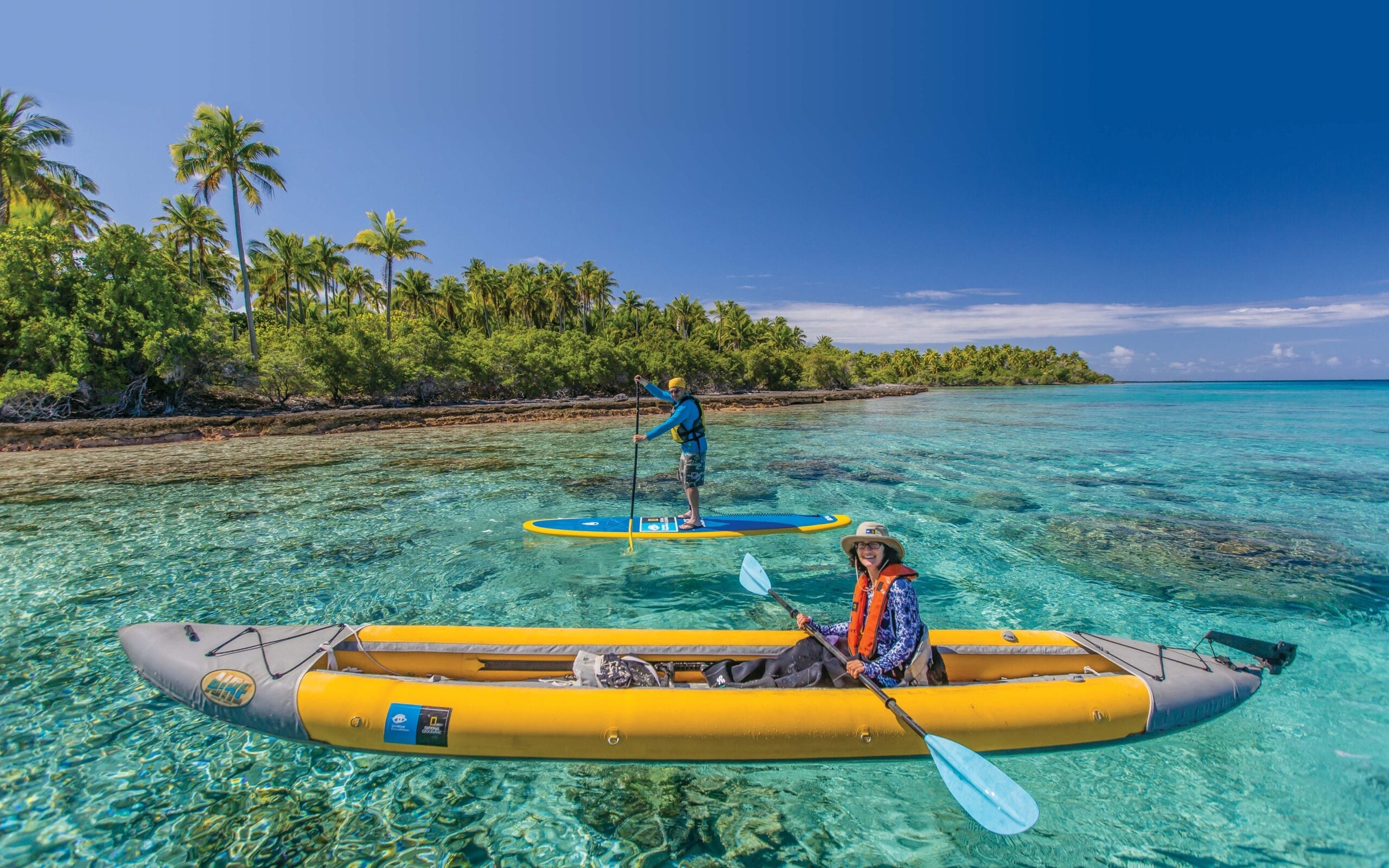 Guests kayak in French Polynesia